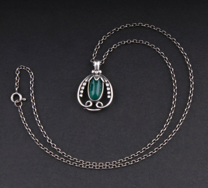GEORG JENSEN Sterling Pendant Of The Year 1990, Silver, Green Agate. 3412190.