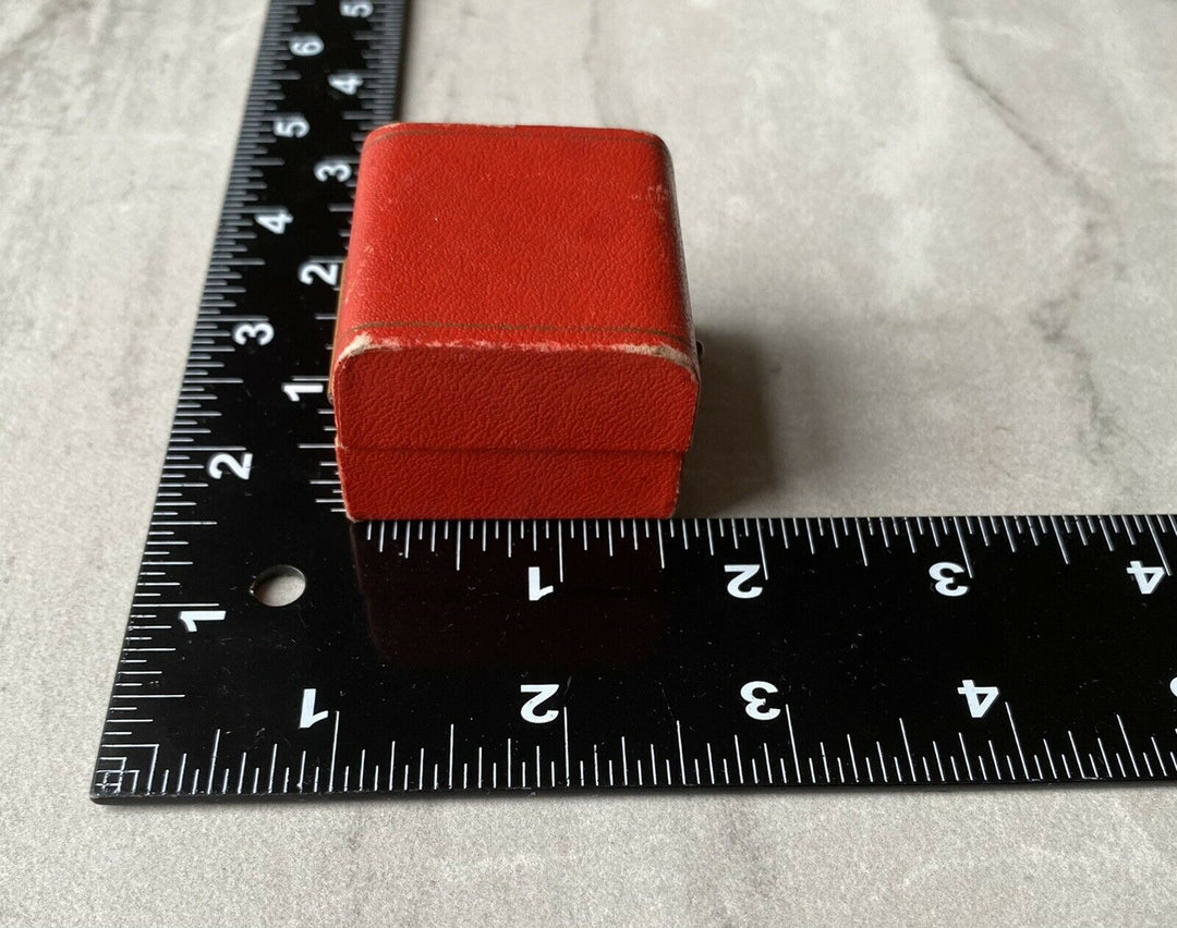 アンティーク（ヴィンテージ）レッド リングボックス