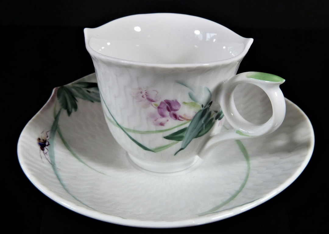 マイセン  Meissen、波の戯れ、浮かし彫り、森の声、モカ、プレート＋カップ＆ソーサーセット