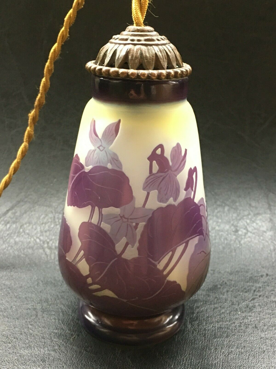 2021年 2月23日画像更新！エミールガレ　スミレの花のテーブルランプ（常夜灯）