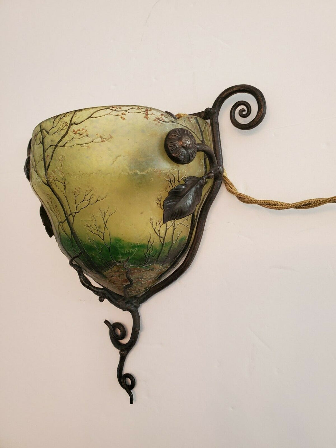 ドーム兄弟(DAUM NANCY)　春の風景の壁取り付けタイプの燭台（ウォールランプ）