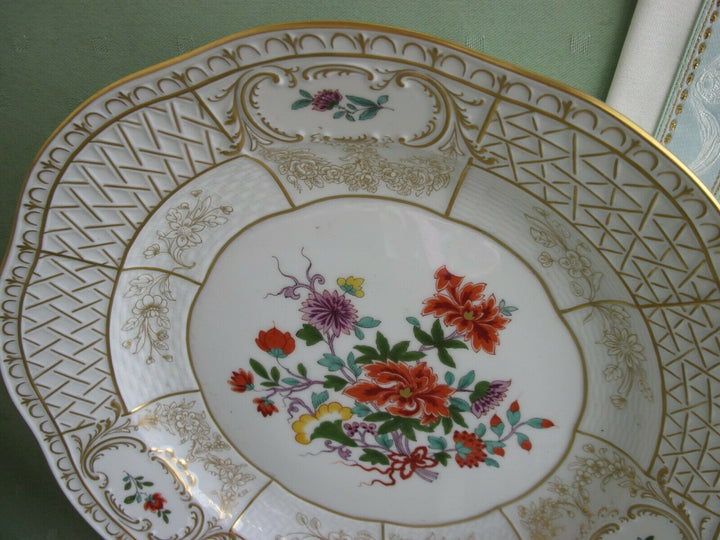 Schöner großer Meissen Wand-Teller mit vielen Indischen Blumen und Gold