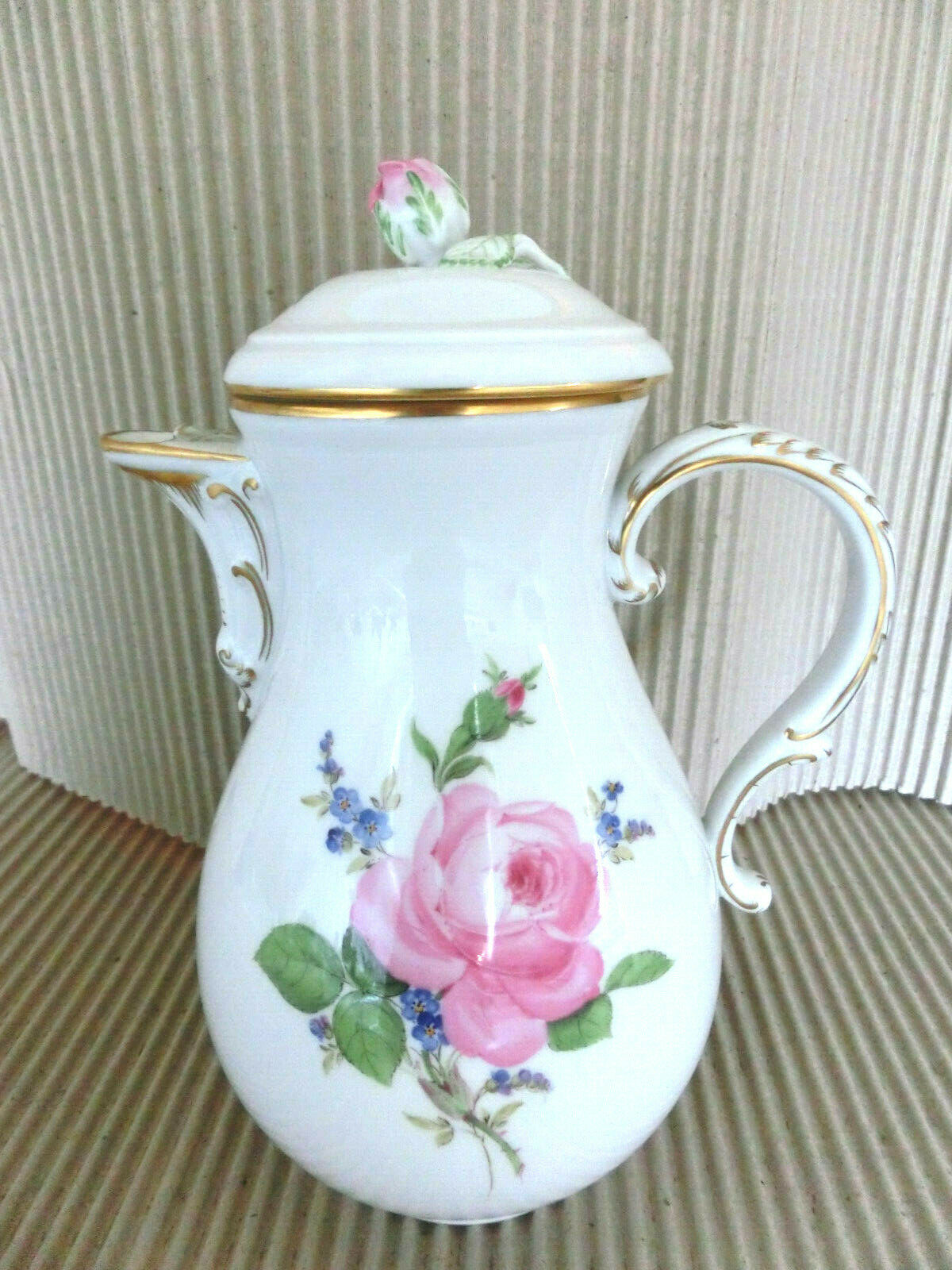 マイセン(Meissen) コーヒーポット ピンクローズ・勿忘草 金縁 1級品