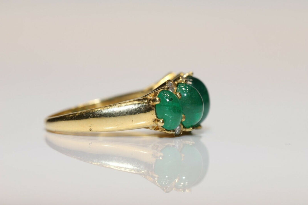 18K ナチュラルダイヤモンドとカボションカットエメラルドのリング