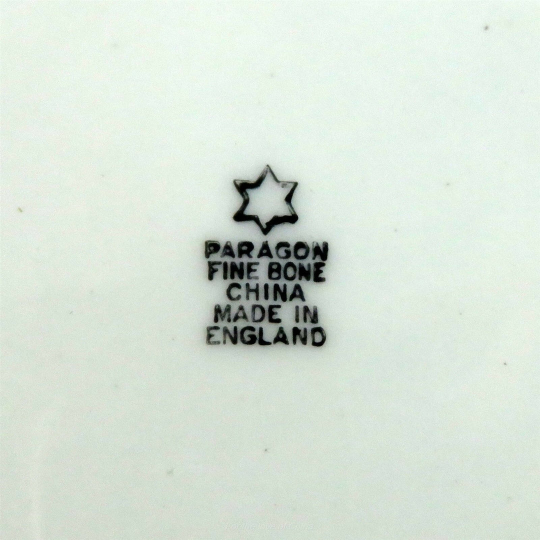 パラゴン　希少なスターマークとガーランド模様のイエローのカップ&ソーサー