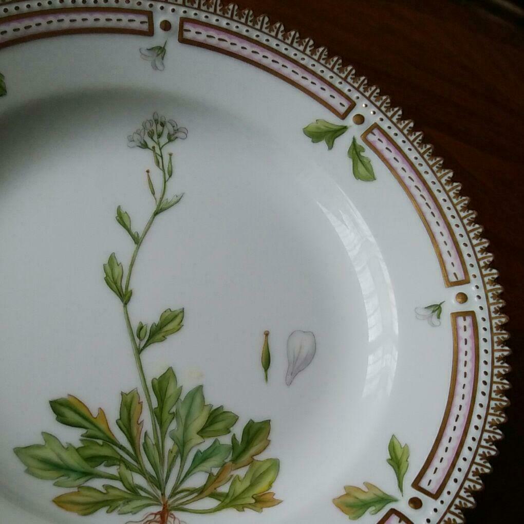 Flora Danica Plate 17cm Cake Plate