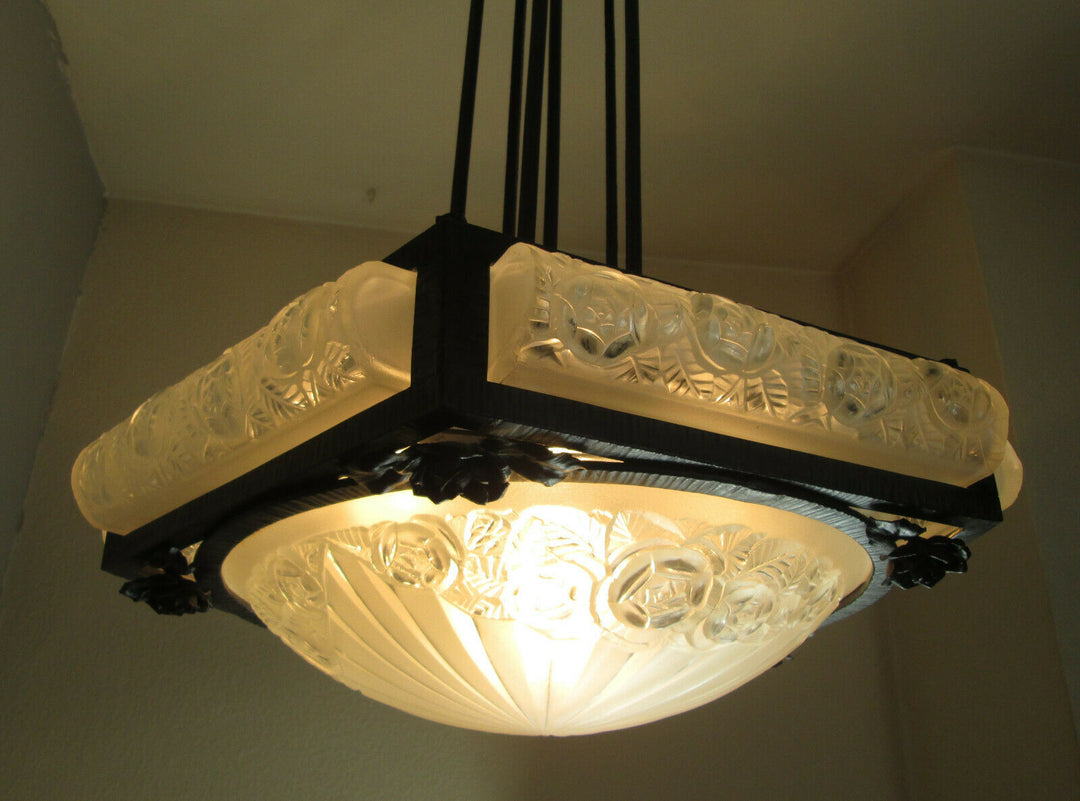 STUNNING FRENCH ART DECO CHANDELIER 1925 OF DAVID GUERON ( DEGUE )