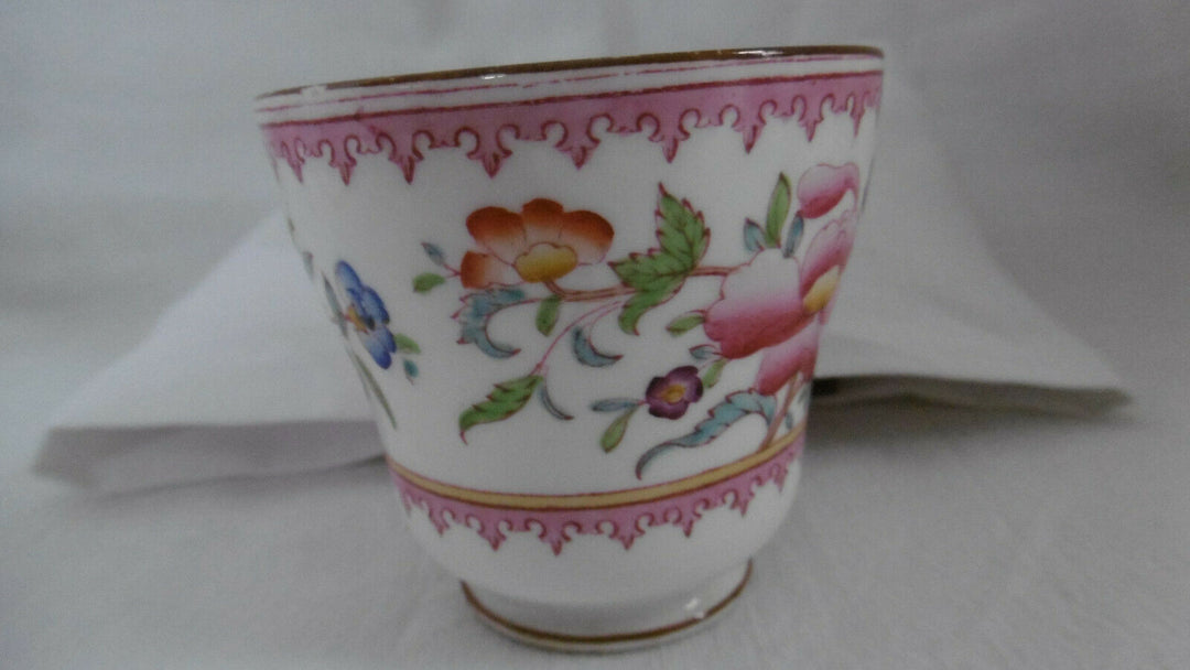 Tasse et sous-tasse Minton 110 estampillées V S "English Porcelain" du XIXe