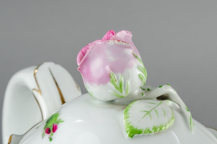 マイセン(Meissen)　バロック　ポット　ピンクローズ　金縁　ファイファー期