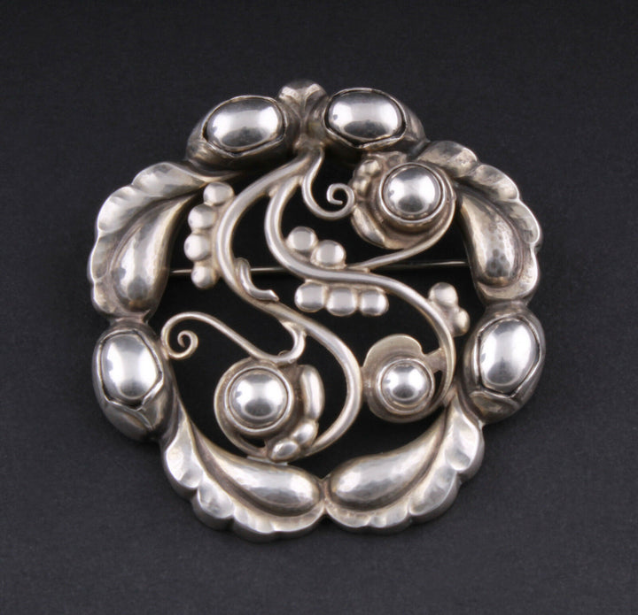 Georg Jensen Sterling Silver Brooch #159 w. Silverballs. Designed by GJ himself.
