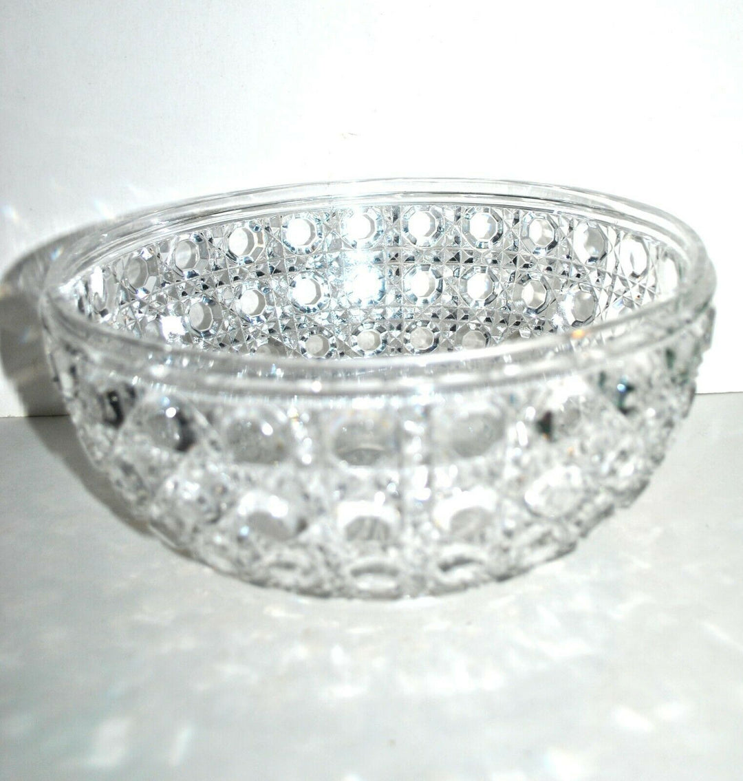 BACCARAT Grande coupe Saladier Diamants Pierreries en cristal moulé signé 23x11