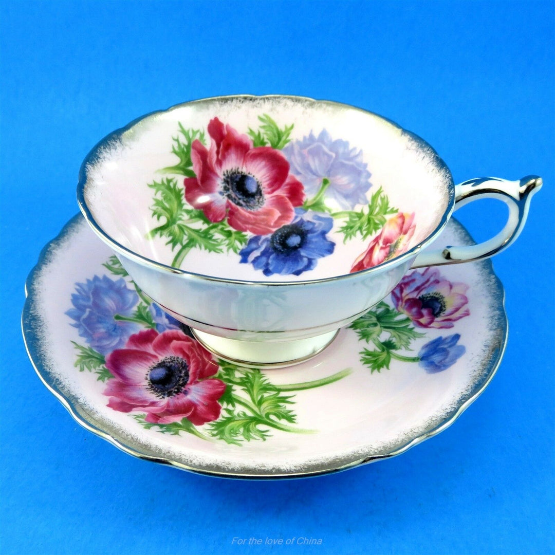 パラゴン　ピンク地に華やかなアネモネ　カップ&ソーサー