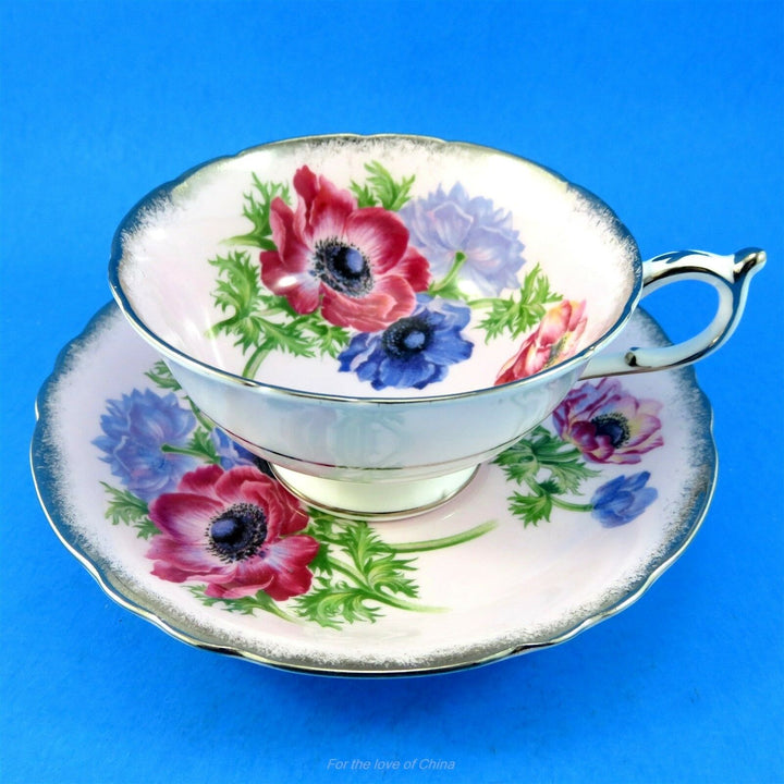 パラゴン　ピンク地に華やかなアネモネ　カップ&ソーサー