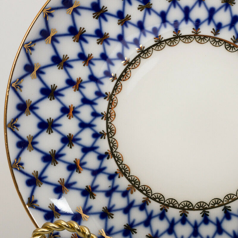 インペリアルポーセリン　蓋つきマグカップ＆ソーサーセット　コバルトネット模様 　ロモノーソフ