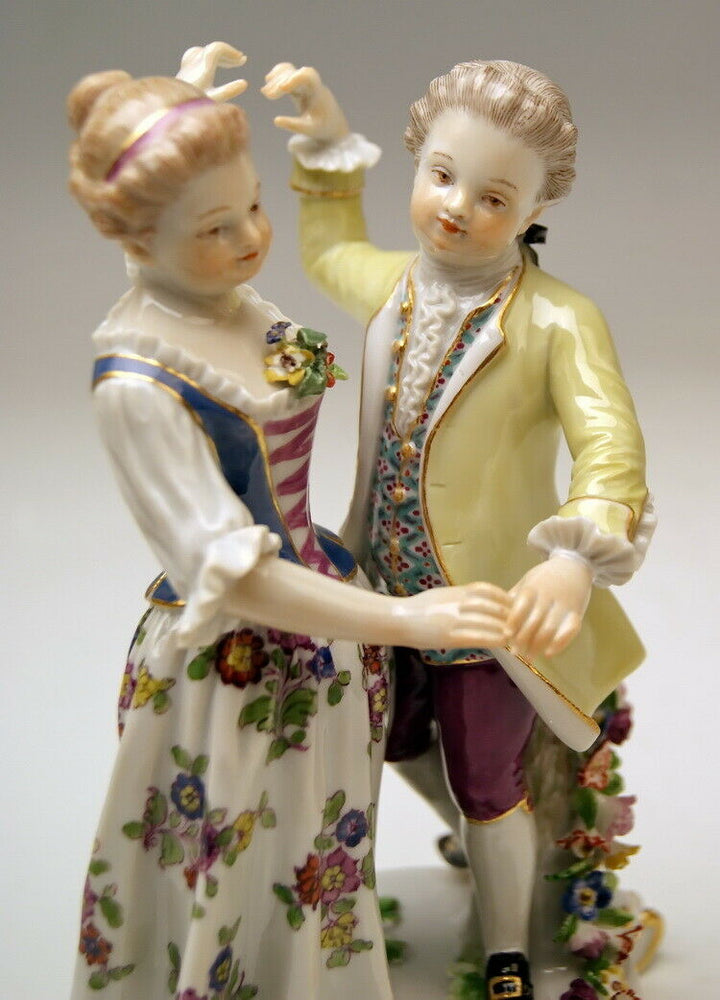 邁森 MEISSEN マイセン FIGUR TANZPAAR KNABE MIT MÄDCHEN DANCING COUPLE MNR:L174 UM 1930