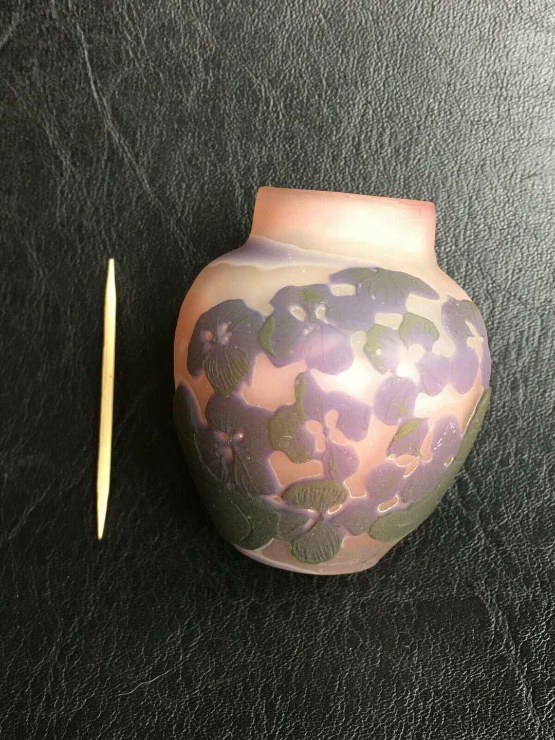 エミールガレ　紫陽花の花が描かれた花瓶（ミニチュアール）