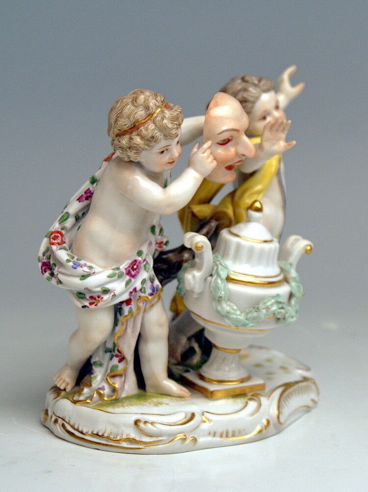 マイセン人形 可愛い人形シリーズ 子供達 花瓶と仮面 (1870年