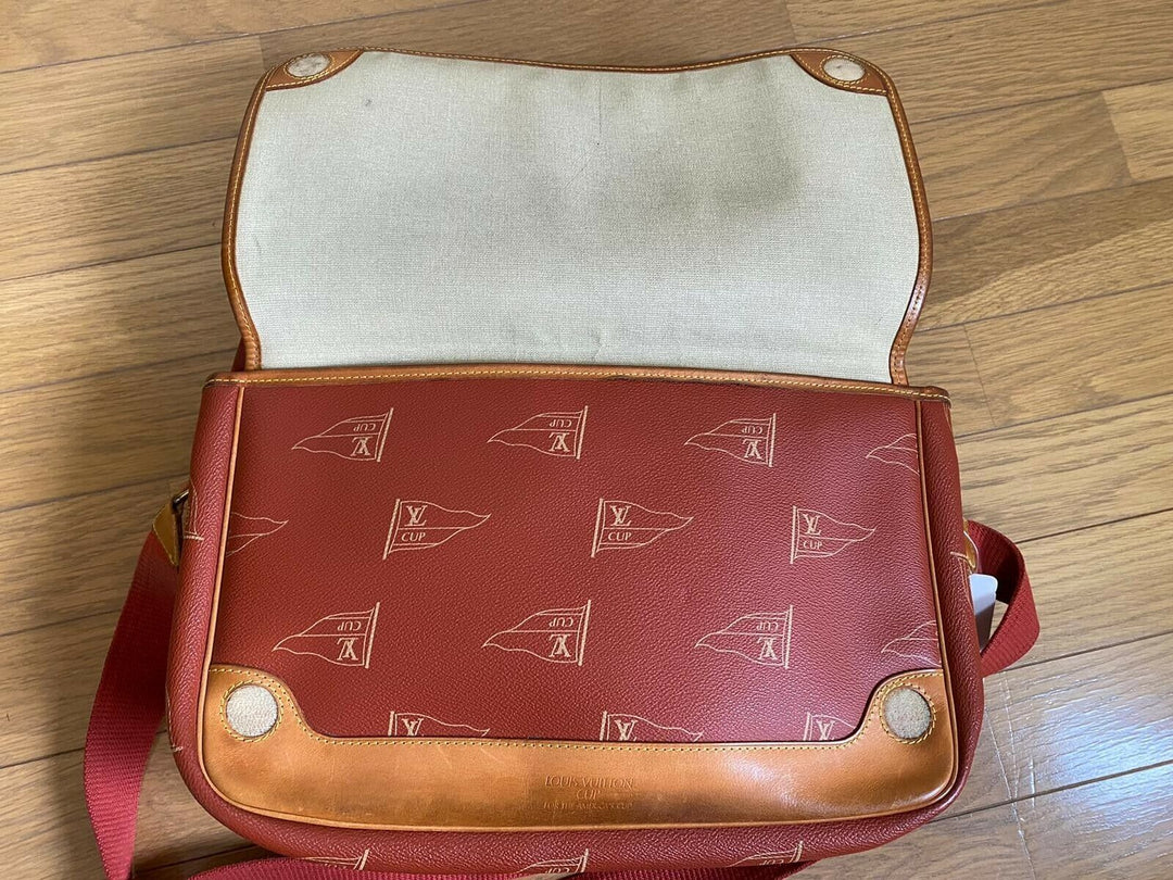 ルイヴィトン　カップ　1995 レッドリミテッド　ショルダーバック　LV41