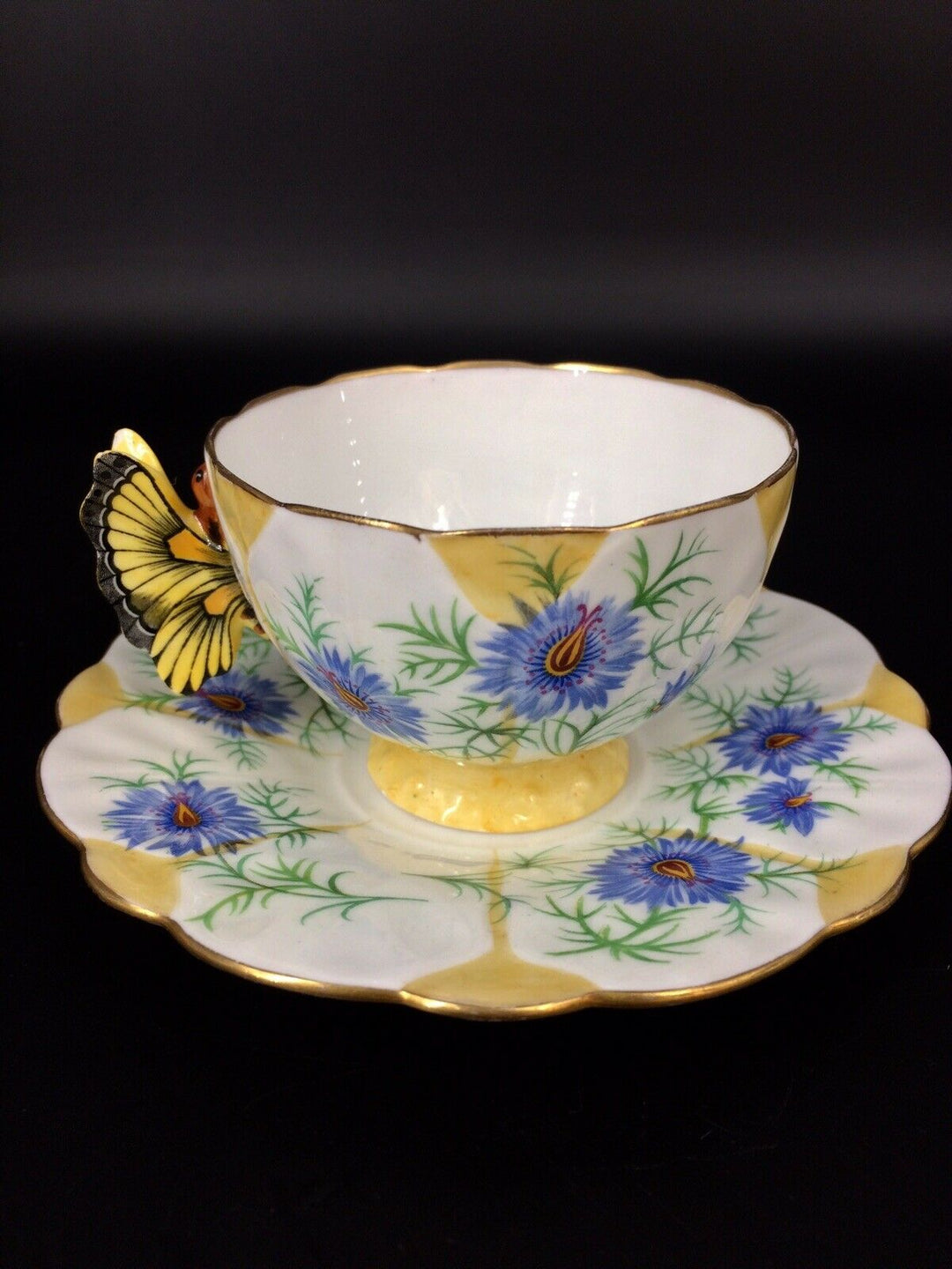 F/S English Royal antiques AYNSLEY butterfly handle flowercup&saucer mint
