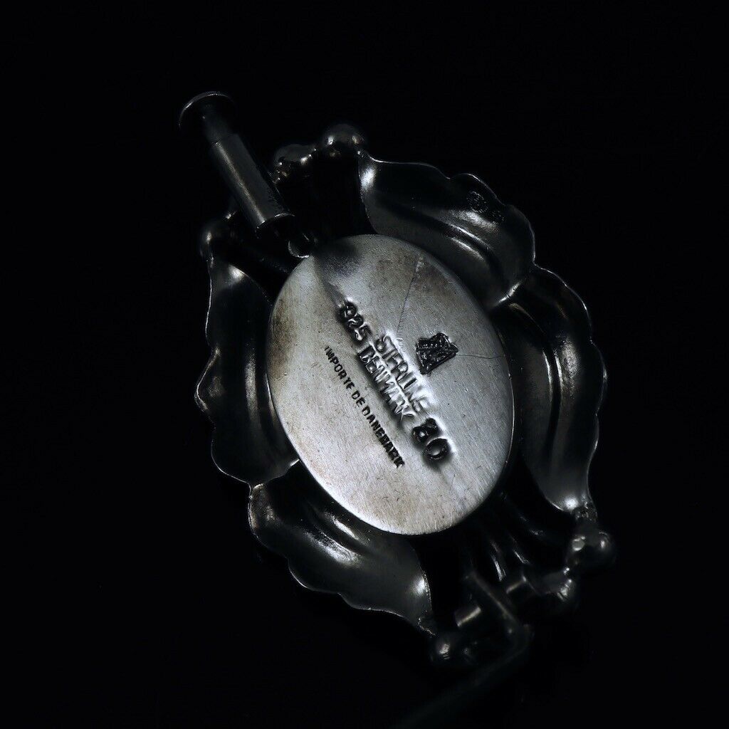 ジョージジェンセン　スターリングシルバー　コーラルのブローチ　#30　1933-44年代の刻印