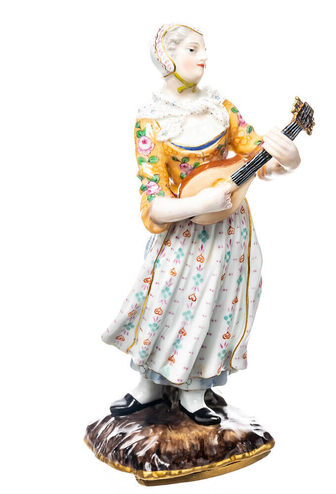 マイセン人形 マンドリンを持つ農婦  J.J. ケンドラー 1級品  モデル1248 1850-1924