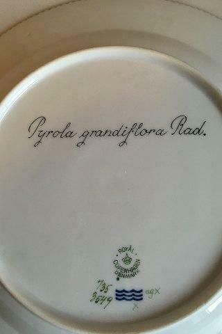 Royal Copenhagen Flora Danica Dinner Plate No 735/3549