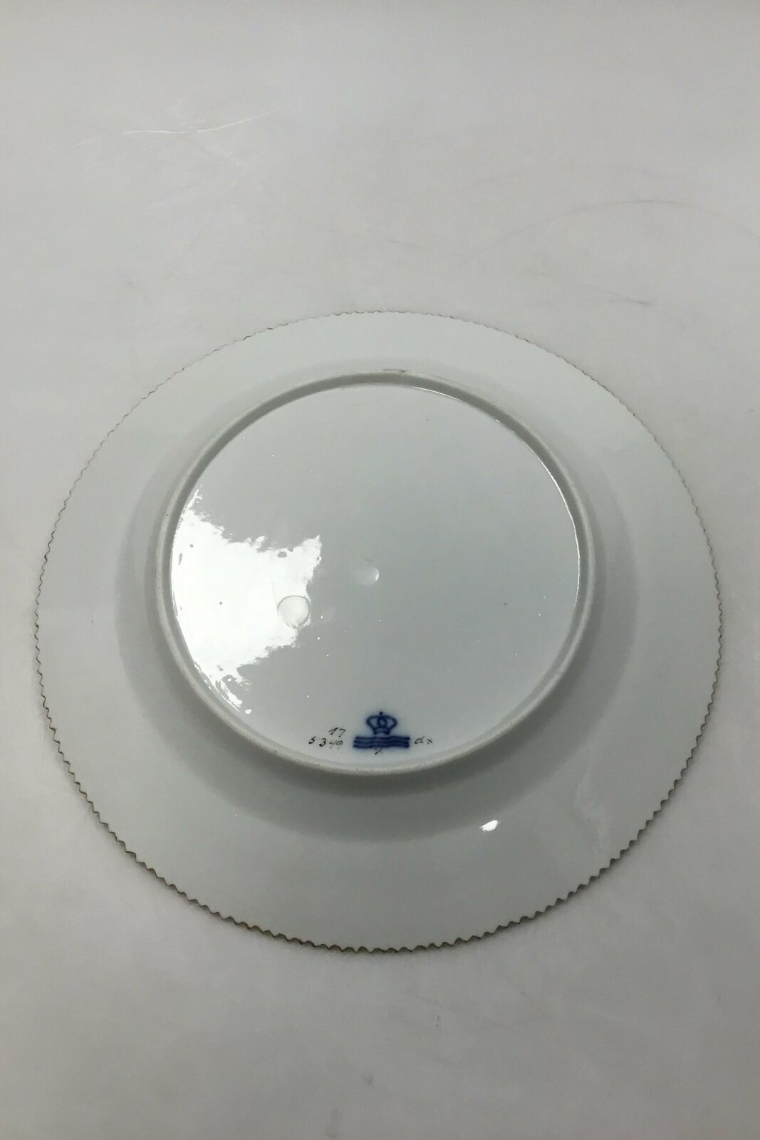 Royal Copenhagen Flora Danica Juliane Marie Dinner Plate No 17/3549