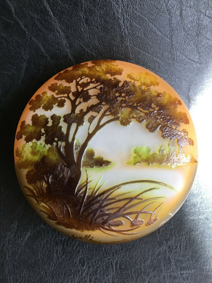 エミールガレ　湖水風景が描かれた小物入れ（ボンボニエール）