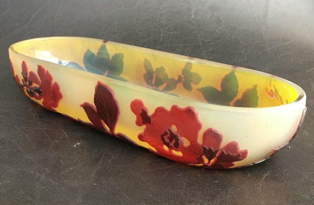 エミールガレ　ボケの花の長皿