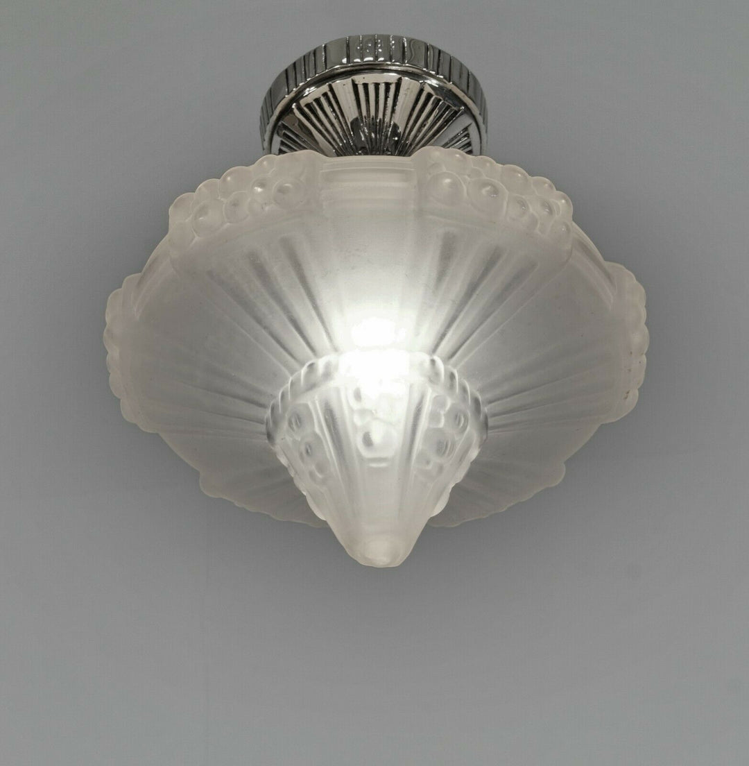 HETTIER & VINCENT : flush mount ..............