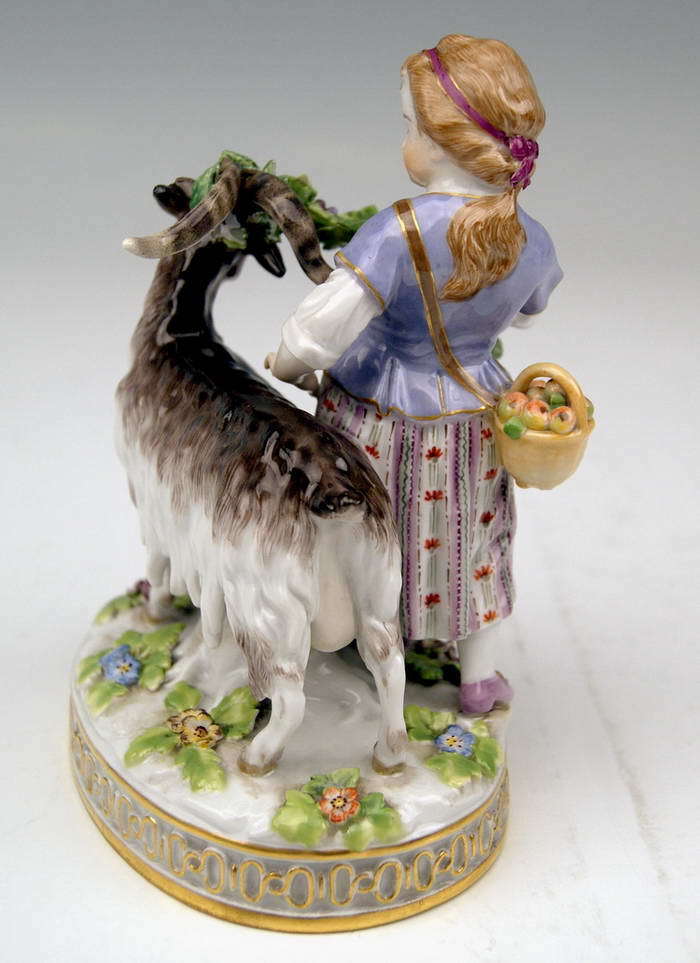 MEISSEN SCHÄFERIN FIGUR MIT ZIEGE MÄDCHEN GIRL SHEPHERD WITH GOAT MNR: H81 1880