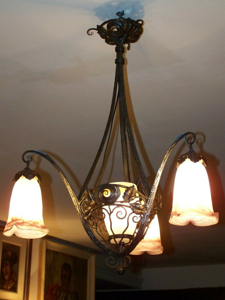 Suspension d'époque Art Nouveau pate de verre colorée signé MULLER frères Lunev