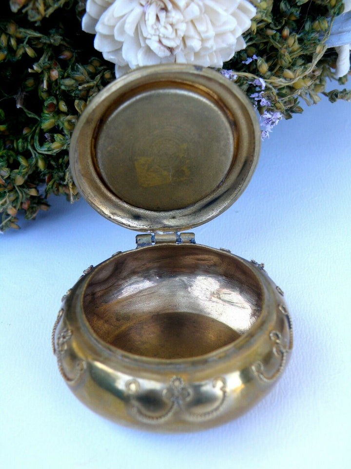 Micro Mosaic Splendid Antique Pill Box Flowers Decor