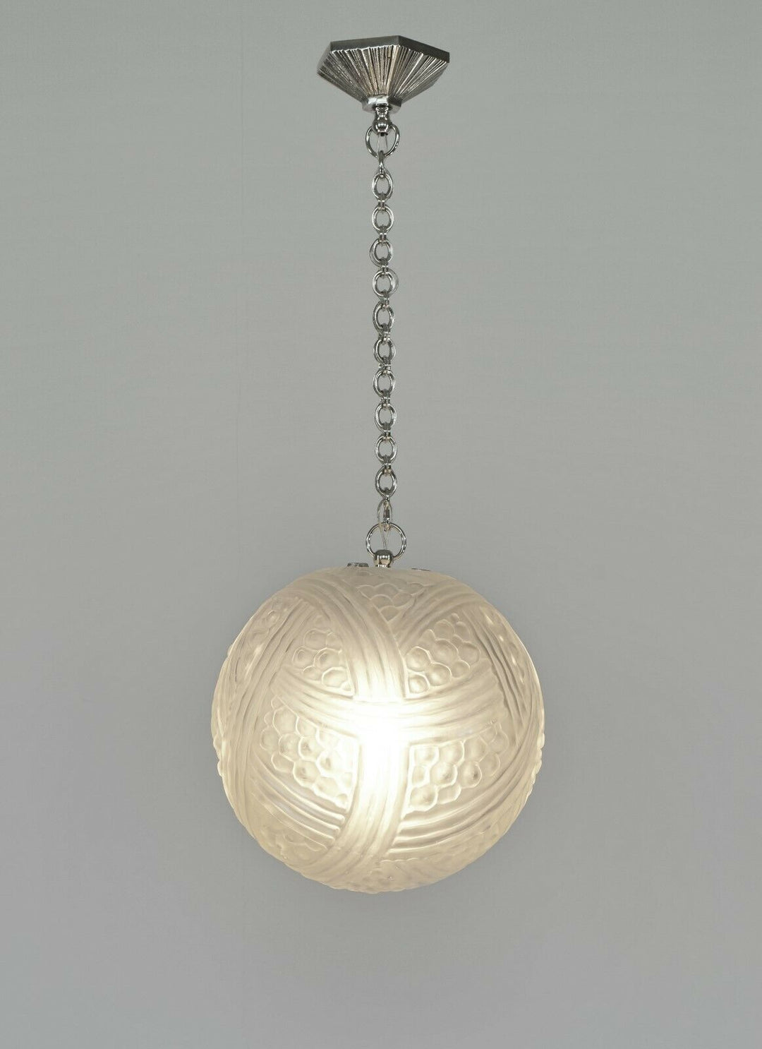 HETTIER & VINCENT : a pair of French 1930 ART DECO PENDANT S . chandelier HANOTS