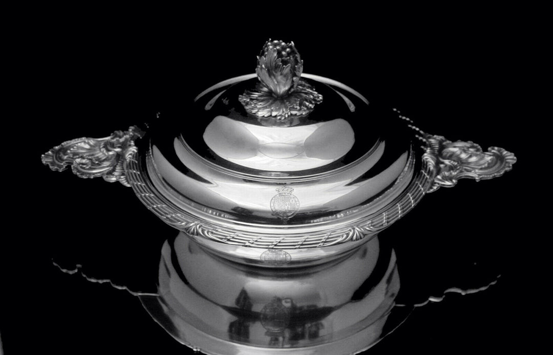ODIOT, 2 COVERED 950 STERLING SILVER LOUIS XVI VEGETABLE SERVERS 1850-1899 BOWLS