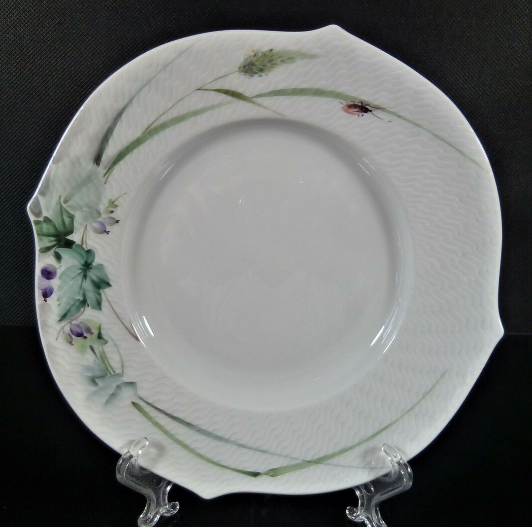 マイセン  Meissen、波の戯れ、浮かし彫り、森の声、モカ、プレート＋カップ＆ソーサーセット