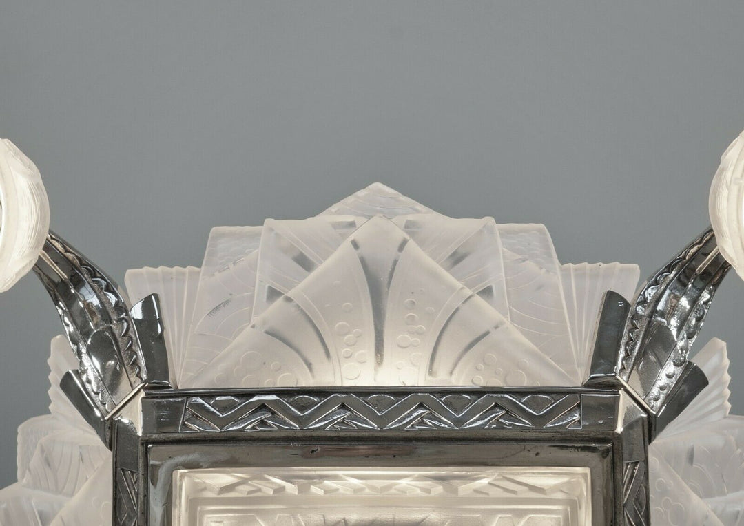 H.PETITOT & Muller frères : FRENCH 1930 ART DECO CHANDELIER ........... France