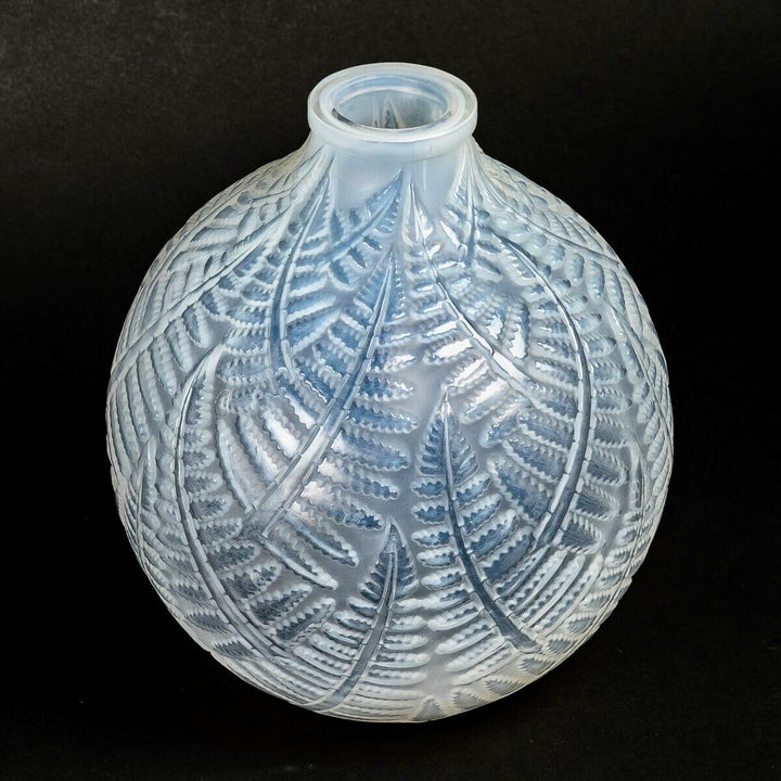 Vase Espalion Opalescent René Lalique R.Lalique Opalescence Glass Leaves Ferns