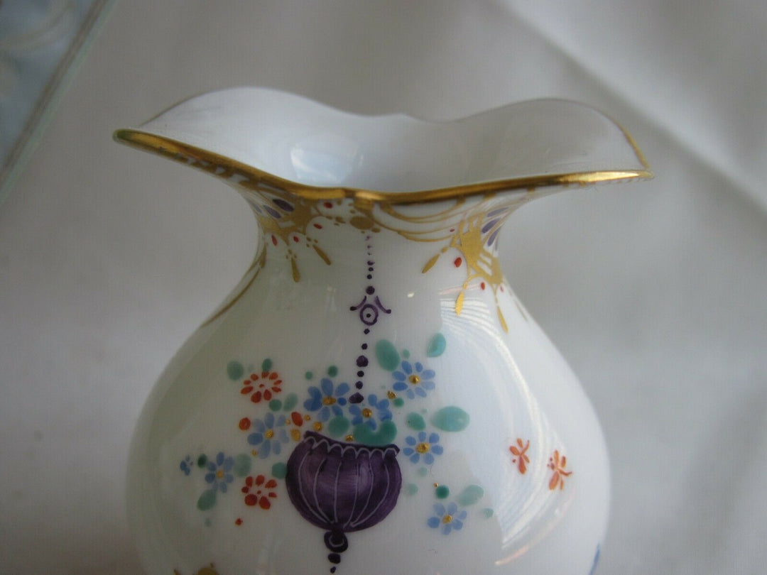 Schöne Meissen Tisch-Vase in Dekor 1001 Nacht