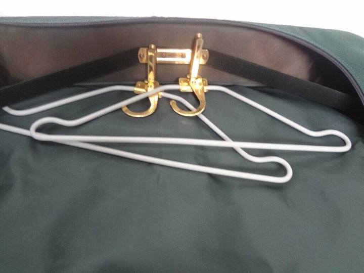 AUTH LOUIS VUITTON Taiga Green LEATHER GARMENT LUGGAGE BAG LV62