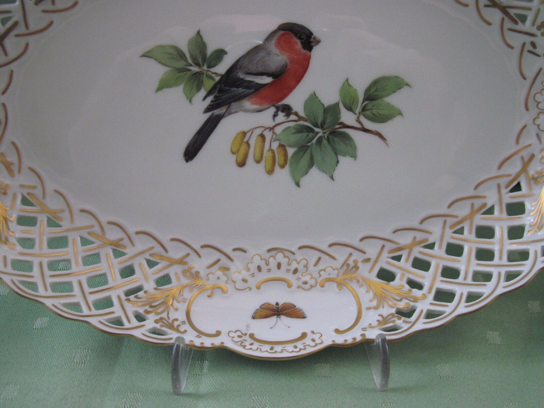 Schöne Meissen Korb-Schale mit Vogel-Dekor, Insekten und Gold