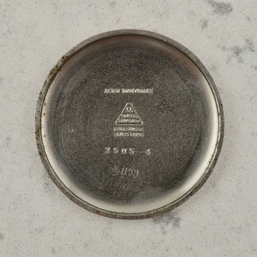 C.1947　ヴィンテージオメガ　機械式(手巻き）　ジャンボカラトラバ　腕時計　CAL.Ω260　型番2505-4　スチール製