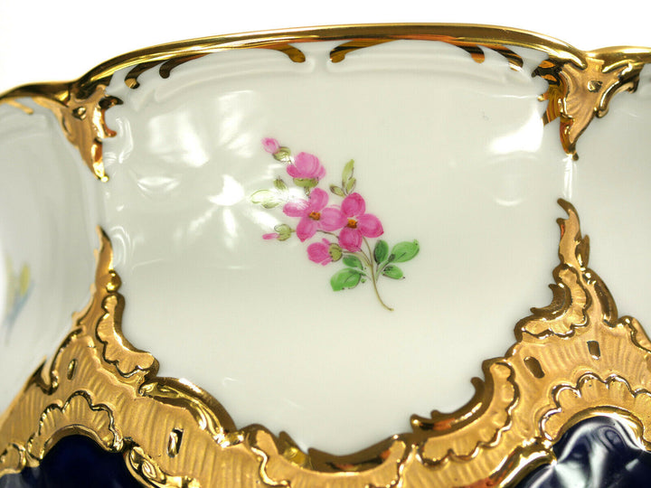 seltene, große Keksdose - MEISSEN - B-Form - kobaltblau - Ø ca. 17cm H: ca. 18cm