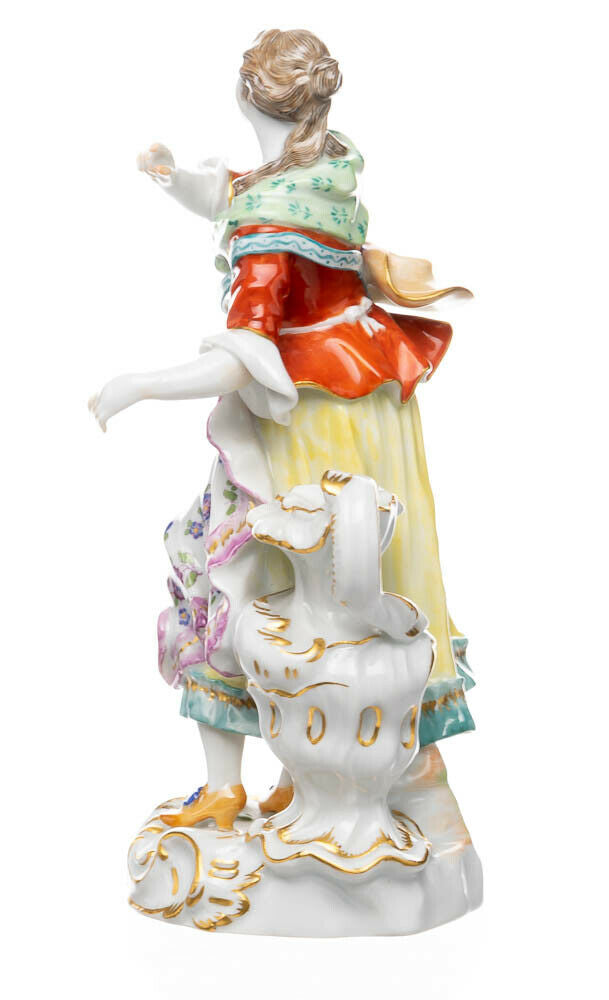 マイセン　フィギュリン　花瓶の横に立つ羊飼いの女性　J.J.ケンドラー