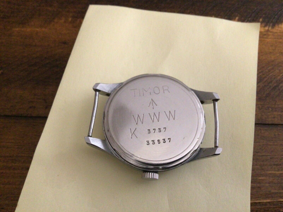 ティモール　WWW“ダーティ・ダース” 腕時計