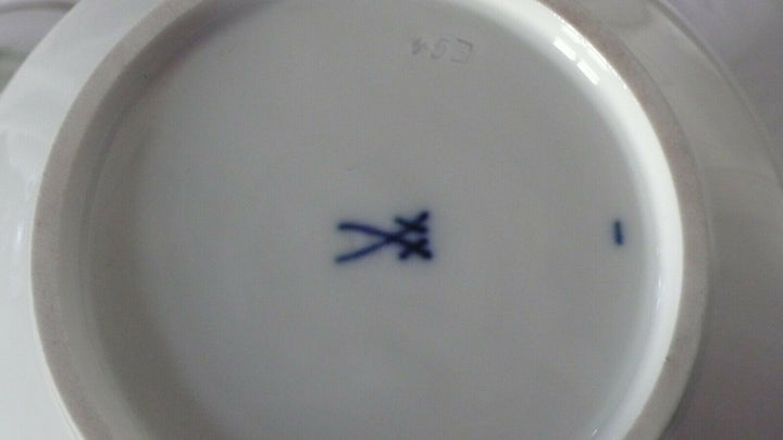 Große Kaffeekanne Meißen Schwertermarke Porzellan reiche Blumenmalerei , A-Kante