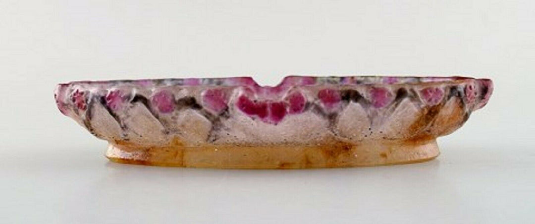 GABRIEL ARGY-ROUSSEAU (1885-1963), France. Bowl, art glass. Ca 1920