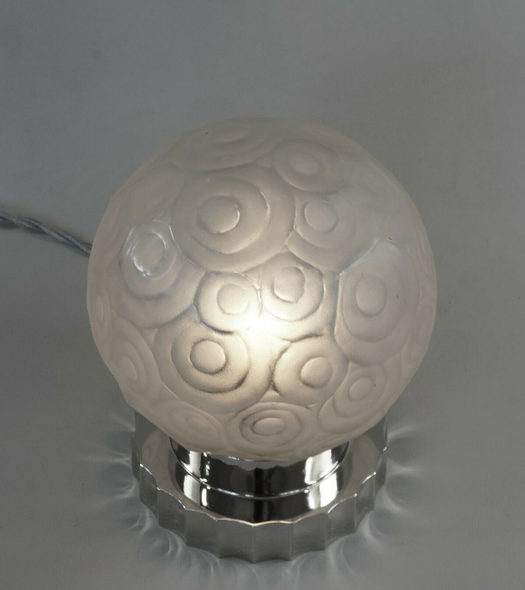 SABINO : FRENCH ART DECO LAMP 1930 .... bronze globe muller daum era 1925 France