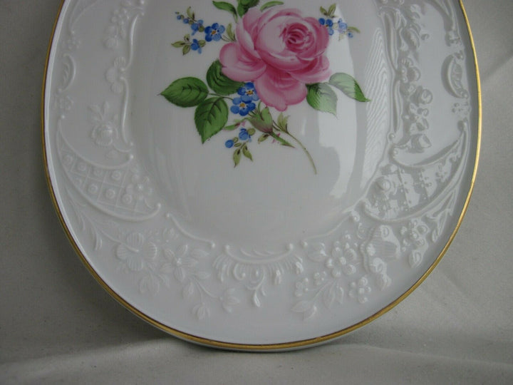 Schöne große Meissen Bildplatte mit Rote Rose und Vergissmeinicht