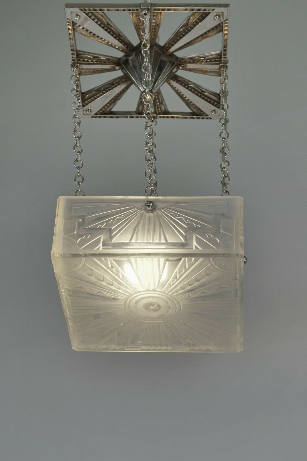 HETTIER & VINCENT : FRENCH ART DECO CHANDELIER Hanots pendant